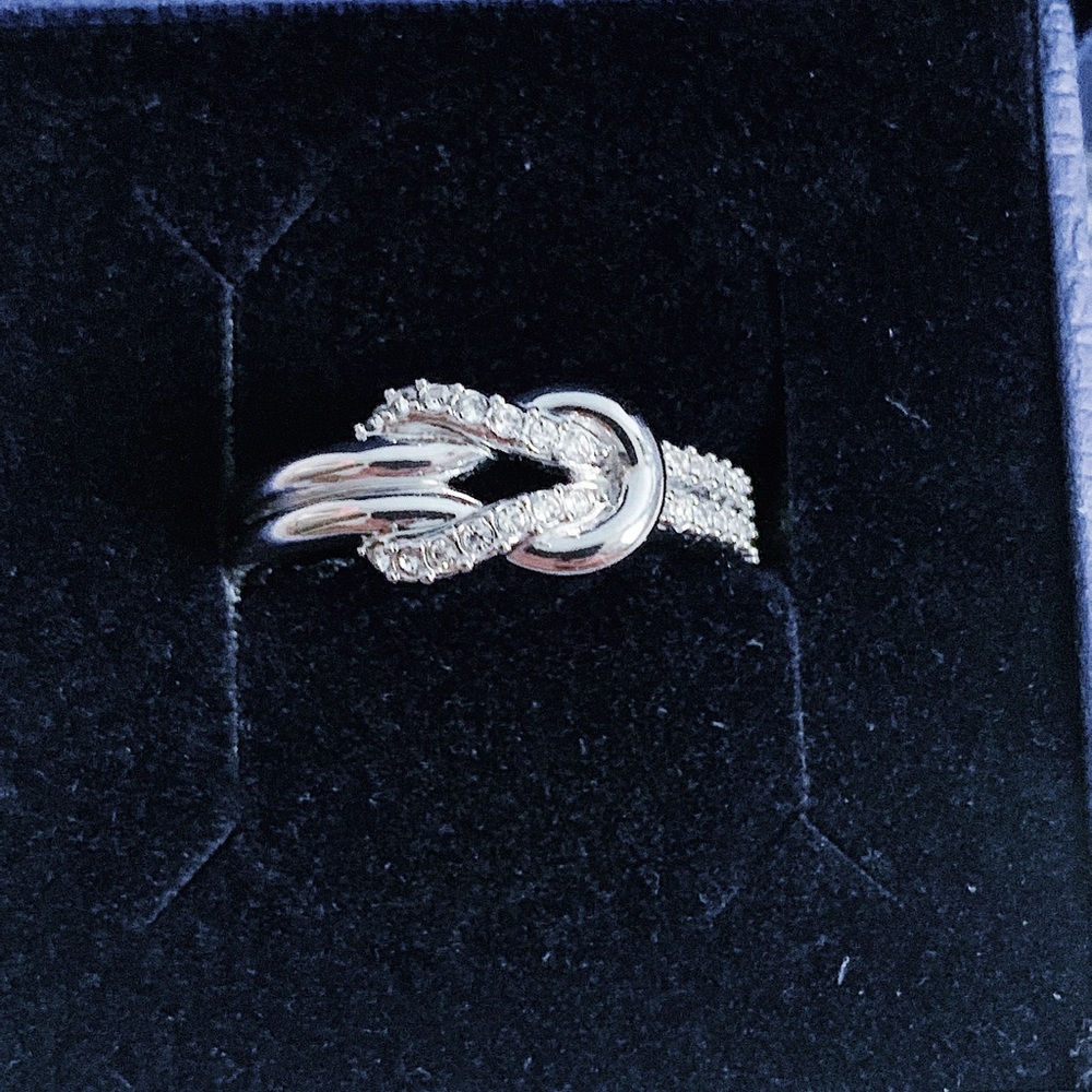 Swarovski Voile Knot Ring - Picture 2 of 2